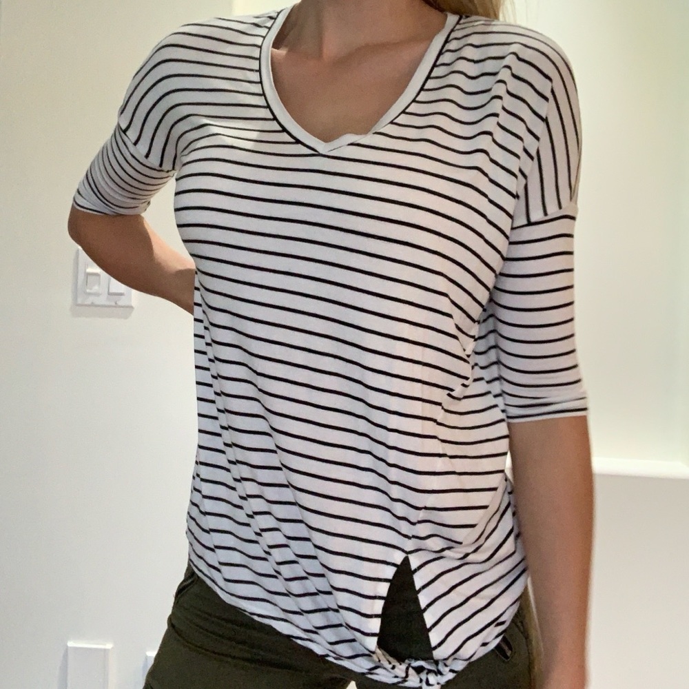 Dex 3/4 sleeve stripped top